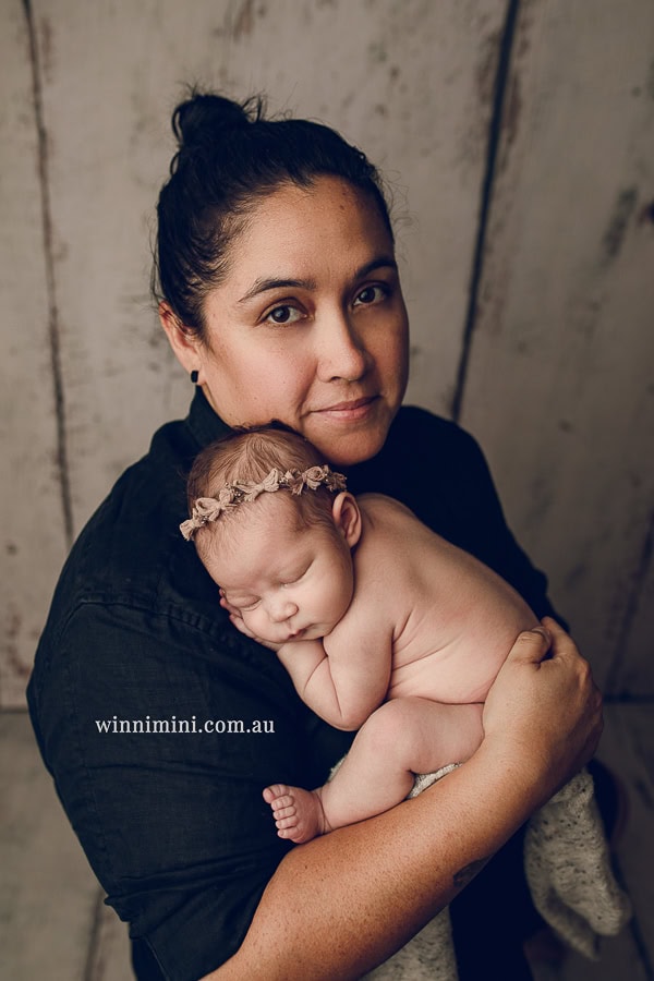 newborn baby family photographer gold coast brisbane babies