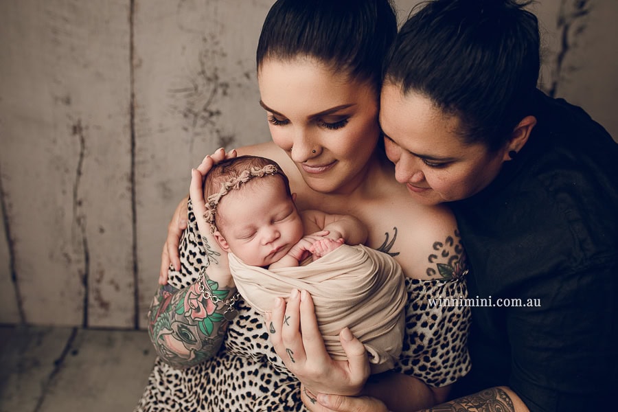 newborn baby family photographer gold coast brisbane babies