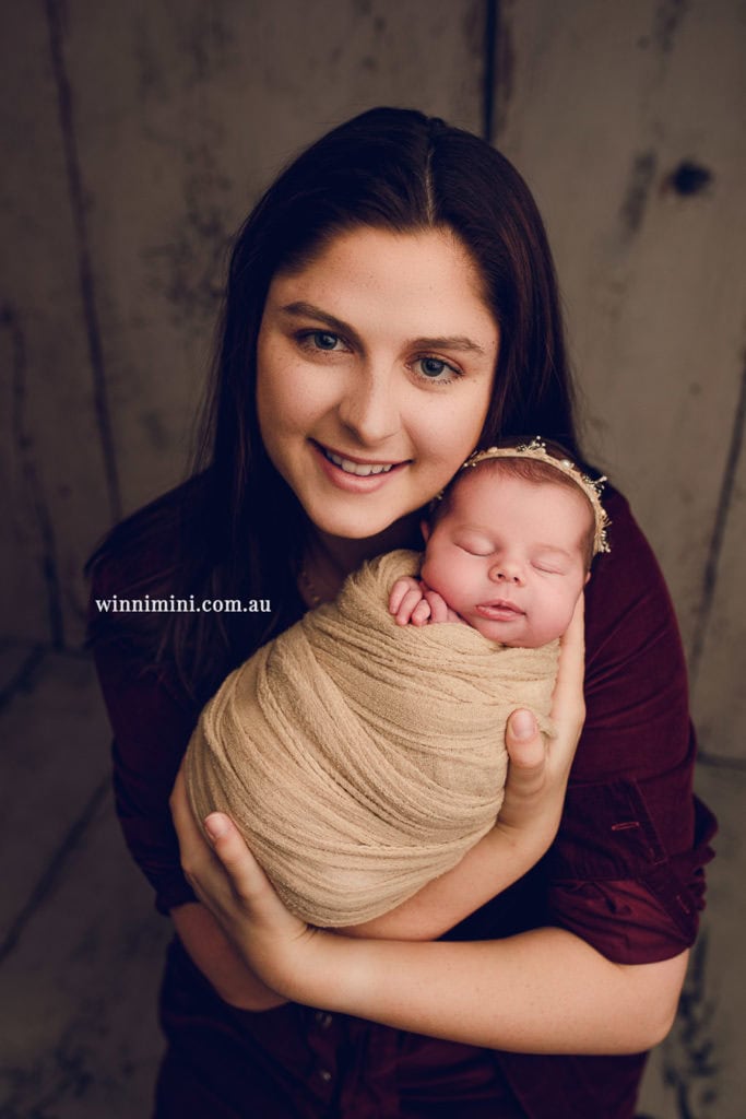 newborn baby family photographer photography photograph photos photo babies gold coast brisbane the best family picture pictures tanha basile winni mini