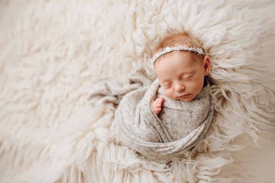 Lili - Winni & Mini Photography | Newborn Baby Family Photographer