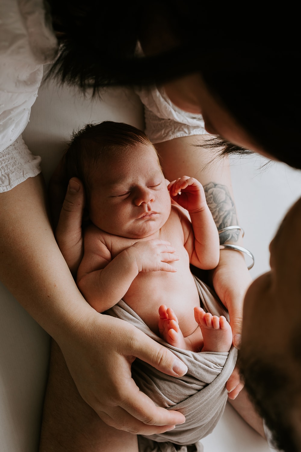 Newborn baby family pregnancy maternity photography photographer gold coast brisbane beach sunset photos Winni & Mini-1