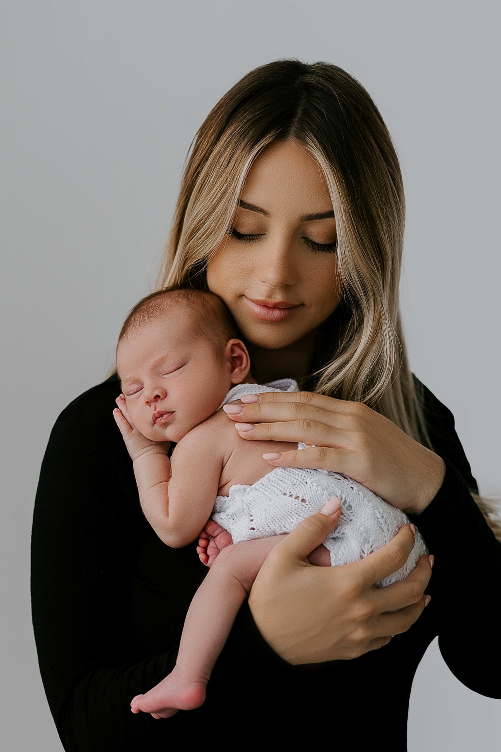 Newborn baby family pregnancy maternity photographer photography gold coast brisbane