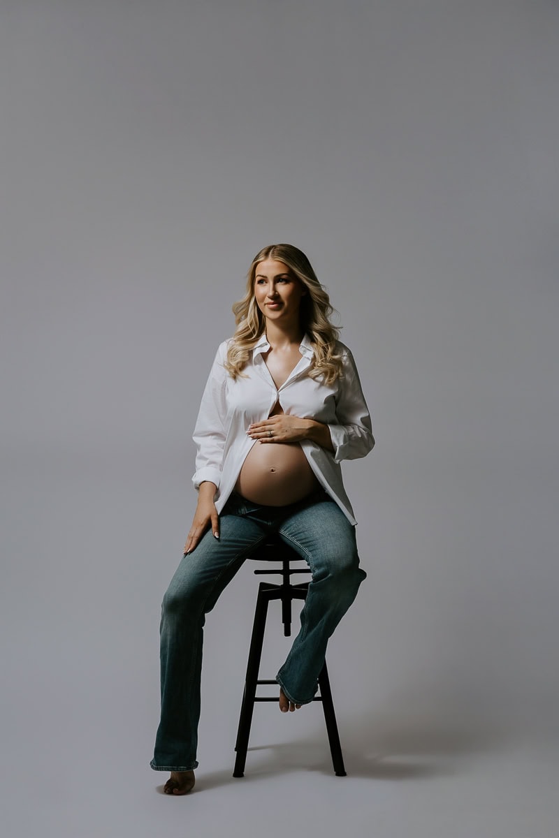 Newborn baby family pregnancy maternity photographer gold coast