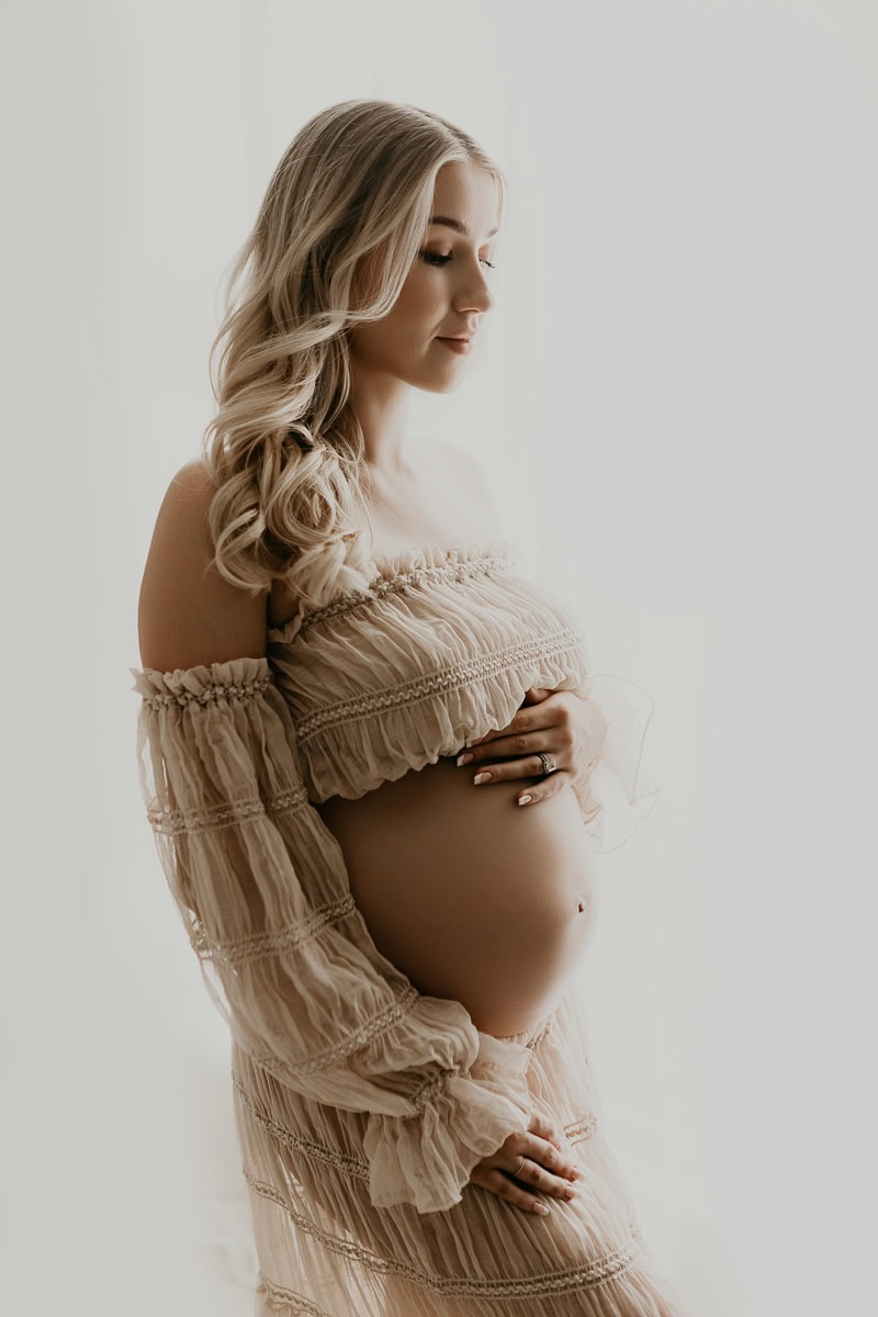 Newborn baby family pregnancy maternity photographer gold coast