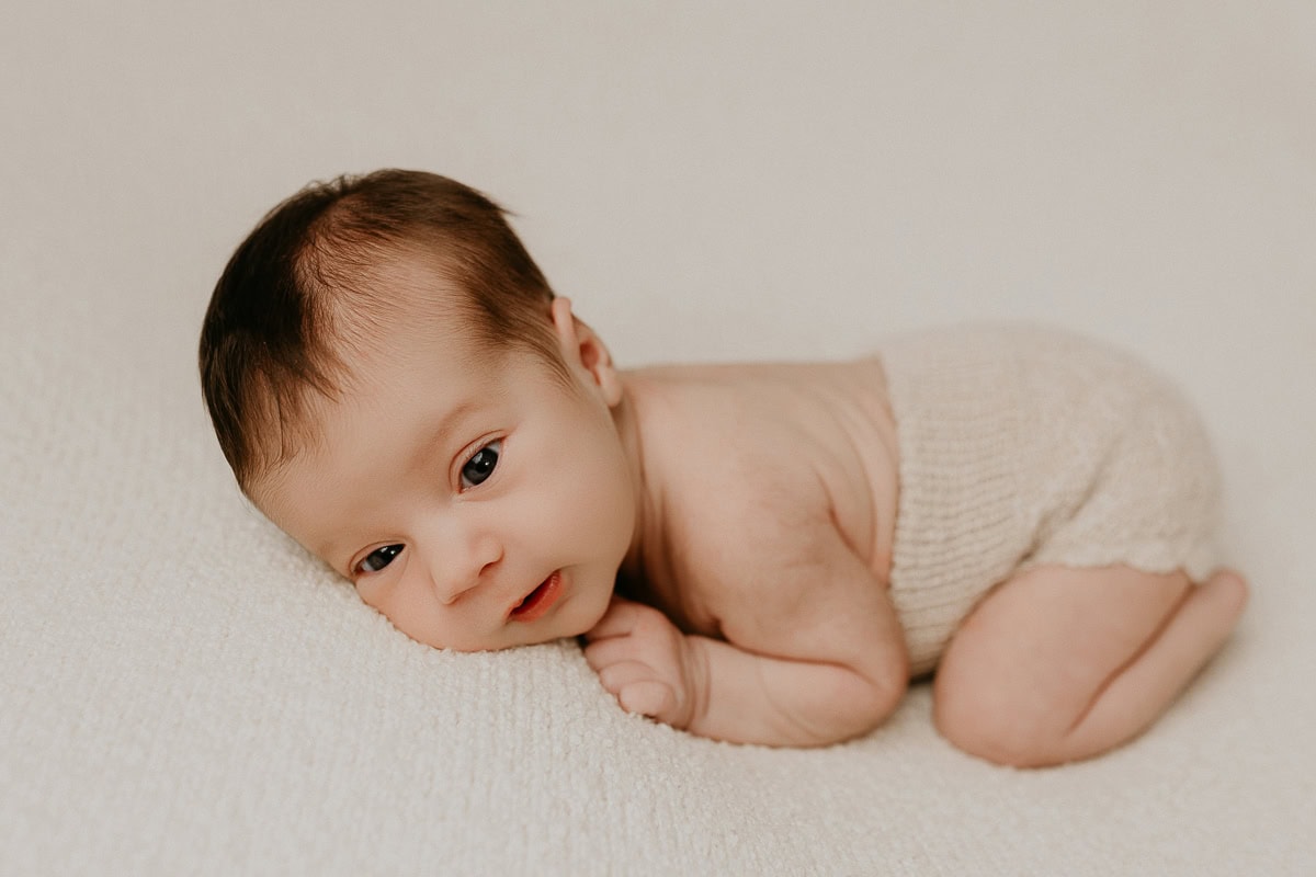 Newborn baby pregnancy family photographer gold coast baby shower