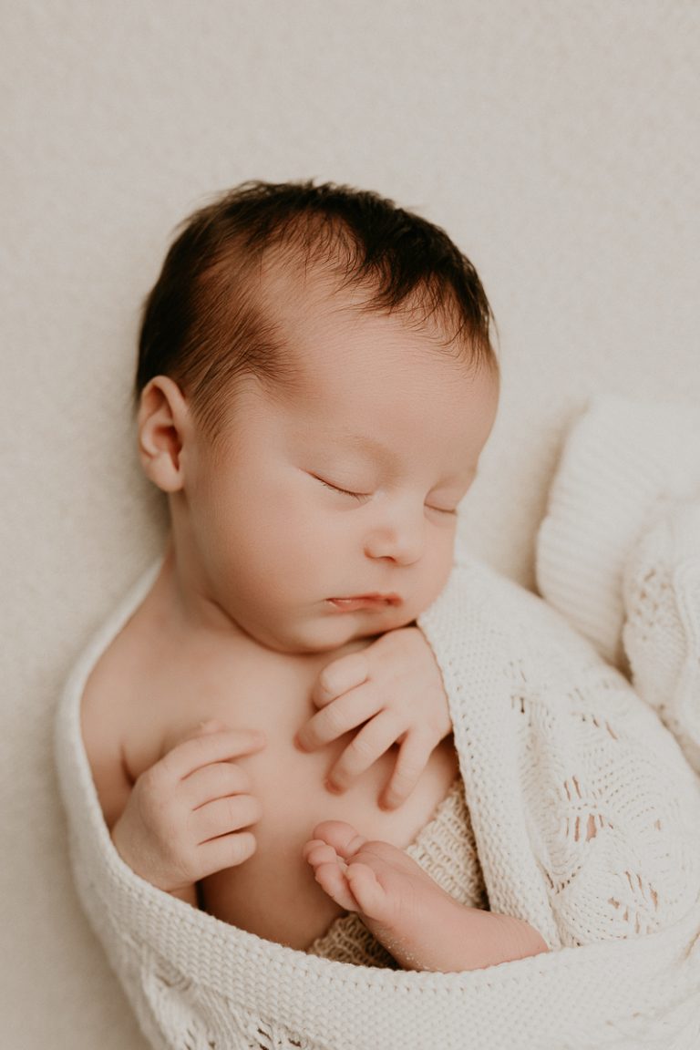 Newborn baby pregnancy family photographer gold coast baby shower