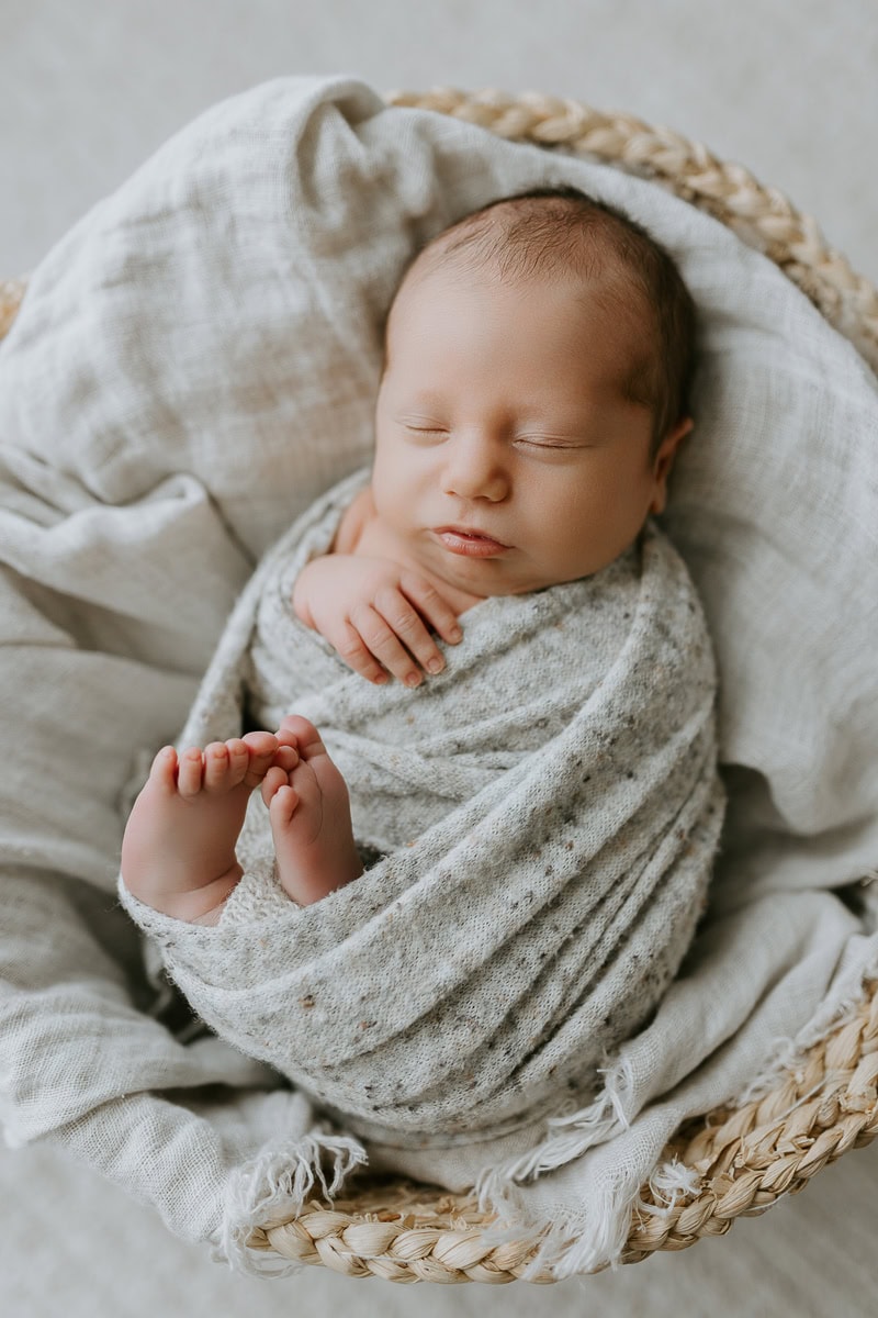 newborn baby pregnancy family maternity photographer photos studio Winni & Mini Photography tanha basile the best gold coast brisbane studio portraits