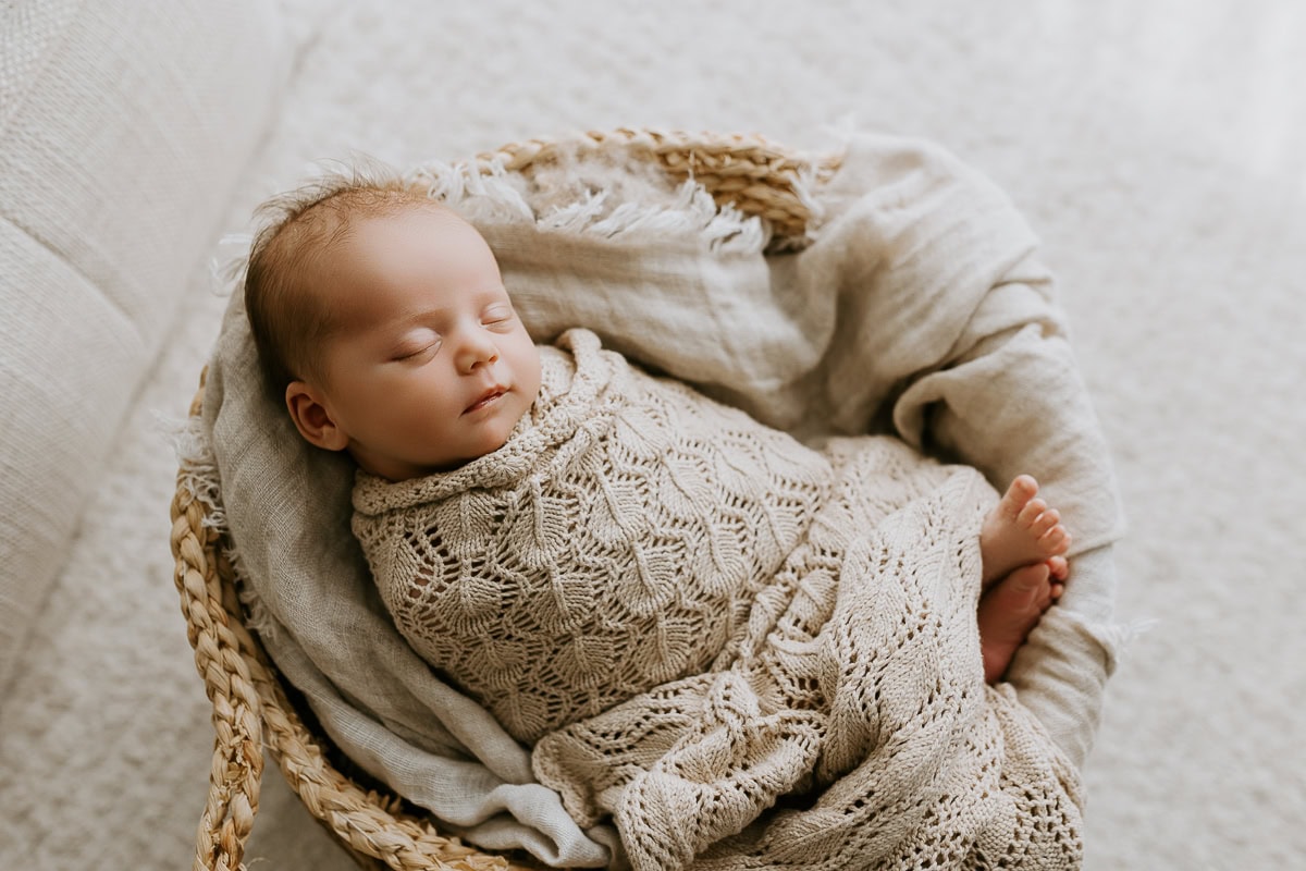 newborn baby pregnancy family maternity photographer photos studio Winni & Mini Photography tanha basile the best gold coast brisbane studio portraits