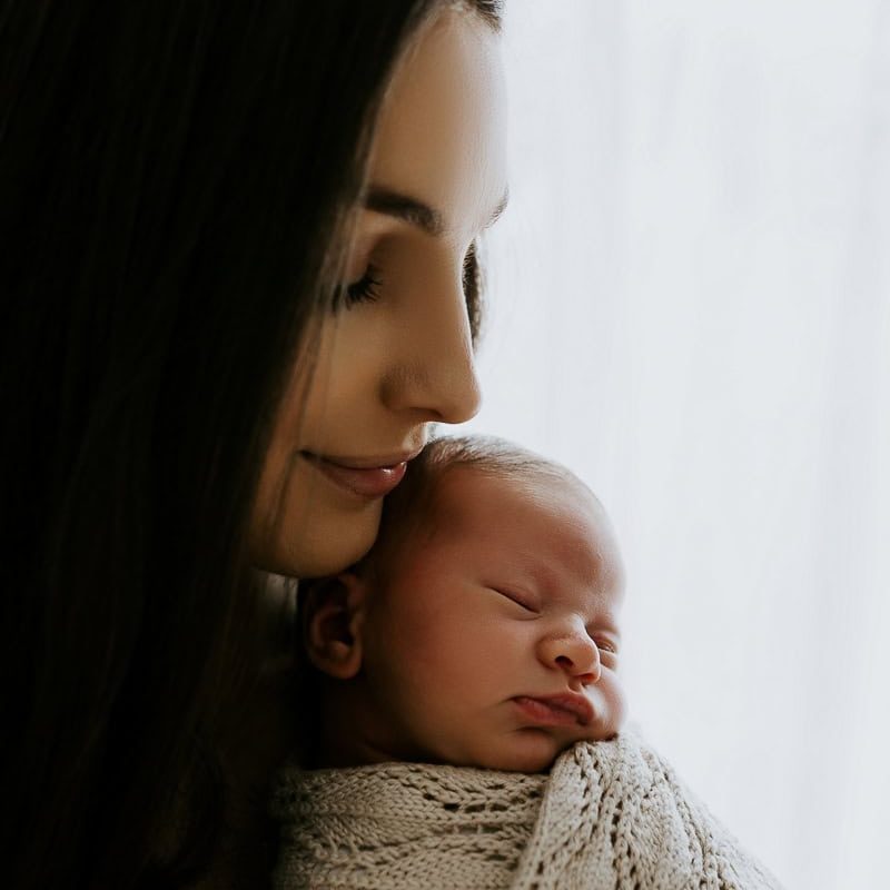 Newborn baby family pregnancy maternity photographer gold coast