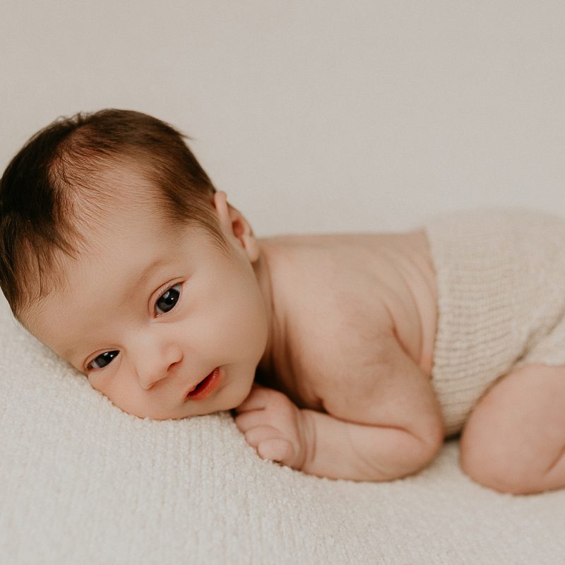 Newborn baby pregnancy family photographer gold coast baby shower