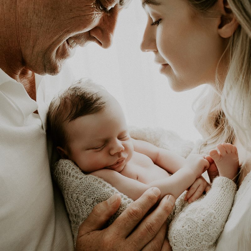 Newborn baby pregnancy family photographer gold coast baby shower