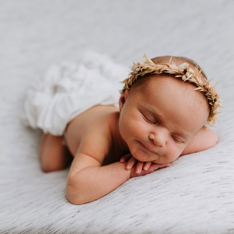 newborn baby maternity pregnancy family photographer photography photos gold coast brisbane Winni & Mini Photography tanha upper coomera pindara