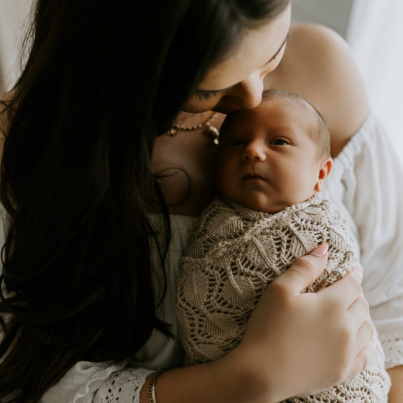 newborn baby pregnancy family maternity photographer photos studio Winni & Mini Photography tanha basile the best gold coast brisbane studio portraits