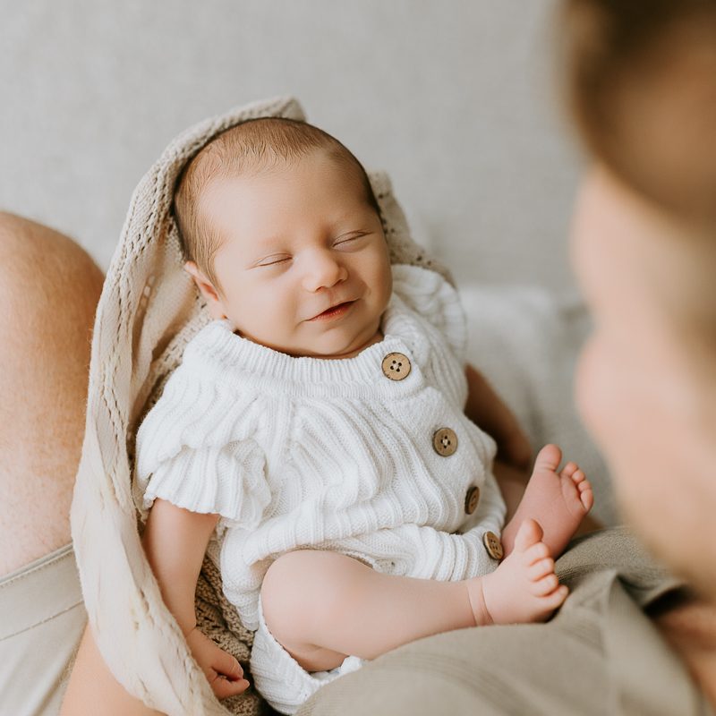 newborn baby pregnancy family maternity photographer photos studio Winni & Mini Photography tanha basile the best gold coast brisbane studio portraits